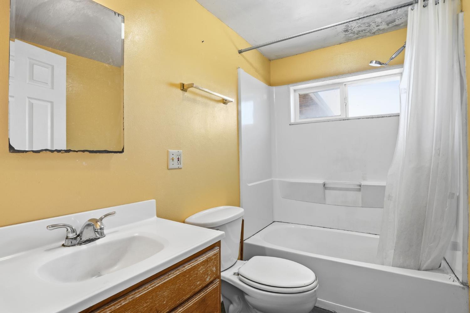 4563 State Highway 49 S, Mariposa, CA 95338