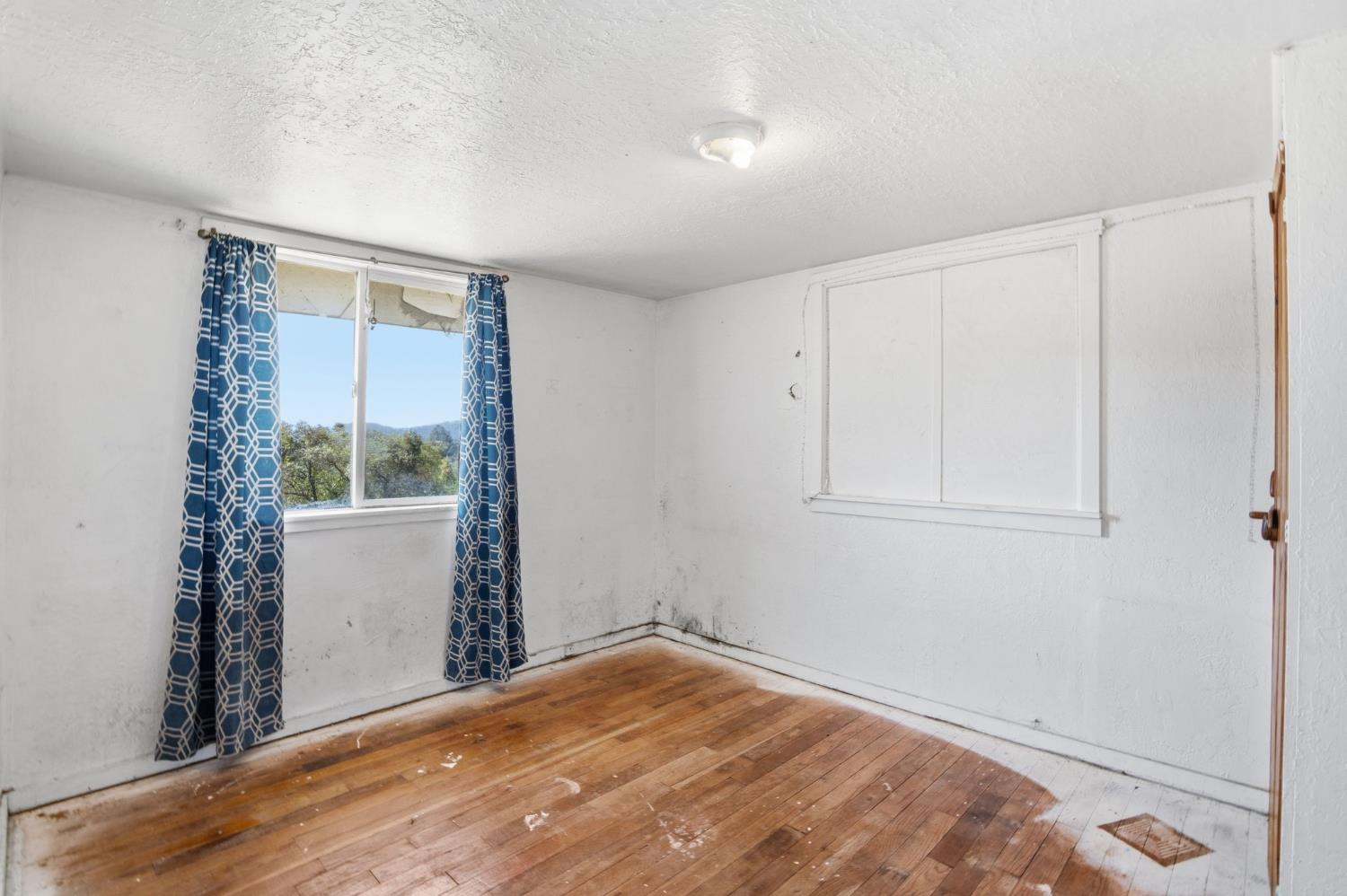 4563 State Highway 49 S, Mariposa, CA 95338