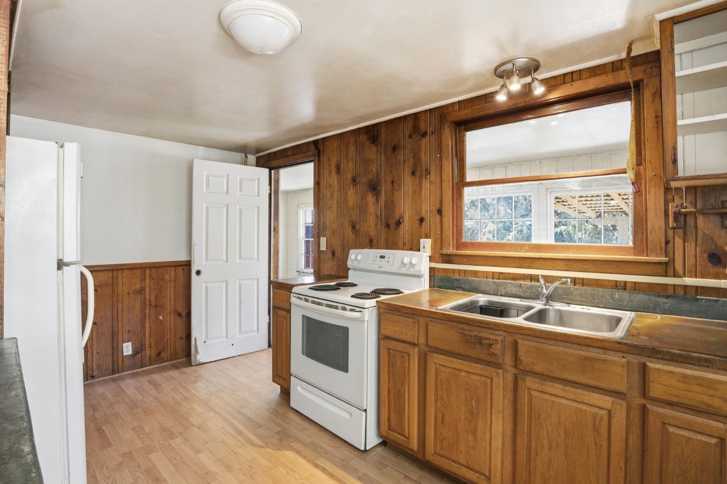 4563 State Highway 49 S, Mariposa, CA 95338