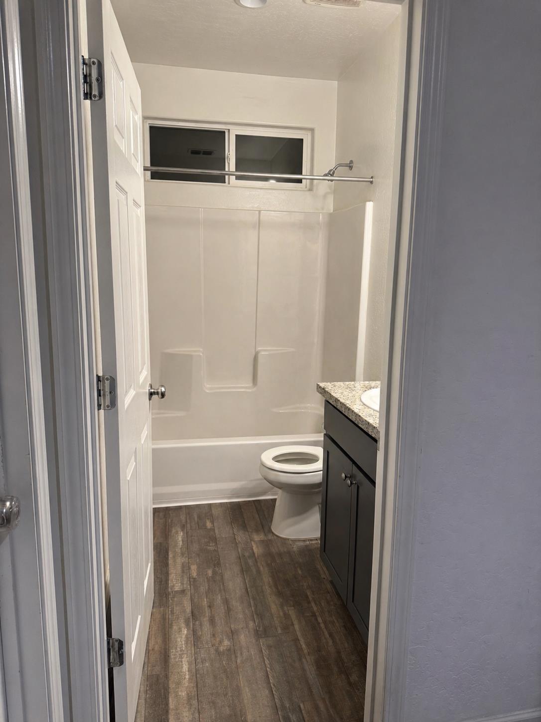 6622 E Berkeley Ave, Fresno, CA 93727