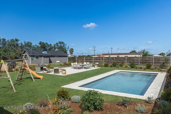 2557 E Stanford Ave, Pixley, CA 93256