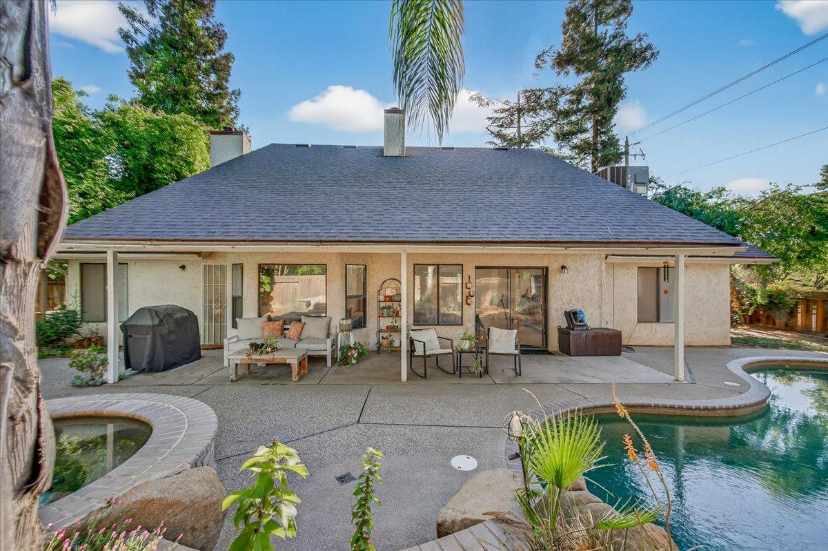 6413 N Arthur Ave, Fresno, CA 93711