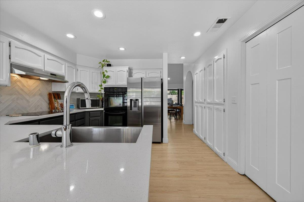 6413 N Arthur Ave, Fresno, CA 93711