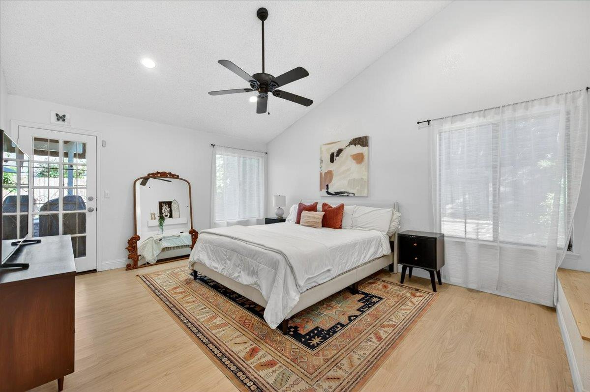 6413 N Arthur Ave, Fresno, CA 93711