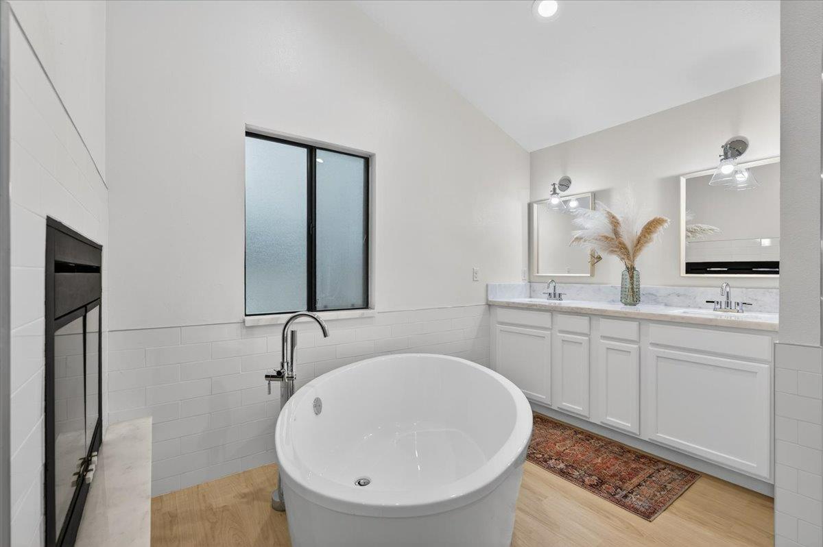 6413 N Arthur Ave, Fresno, CA 93711