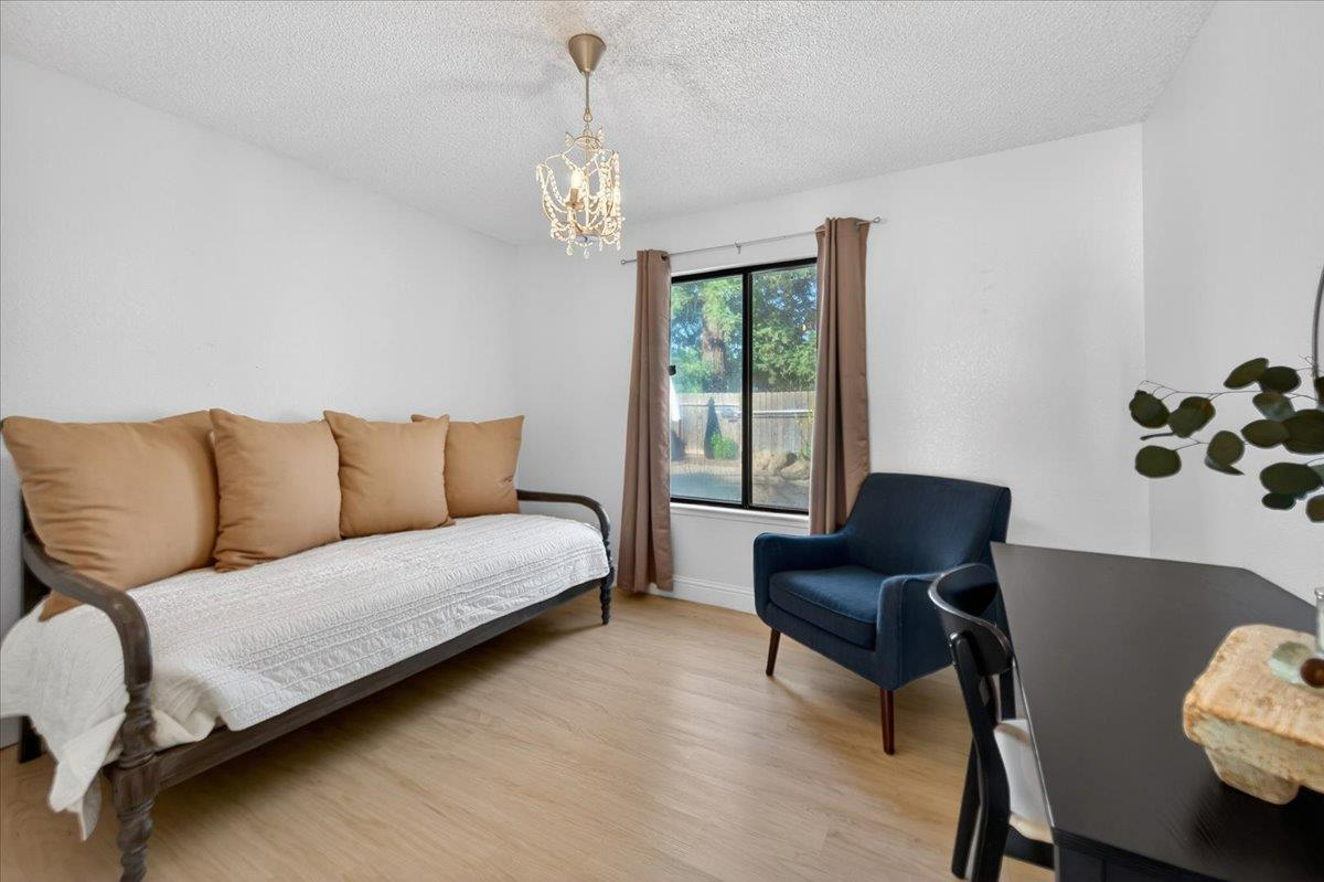 6413 N Arthur Ave, Fresno, CA 93711