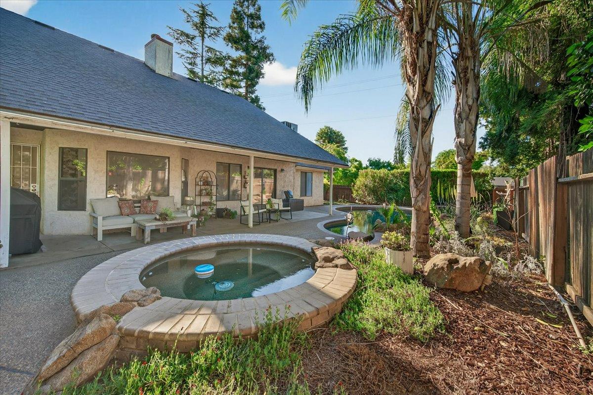 6413 N Arthur Ave, Fresno, CA 93711