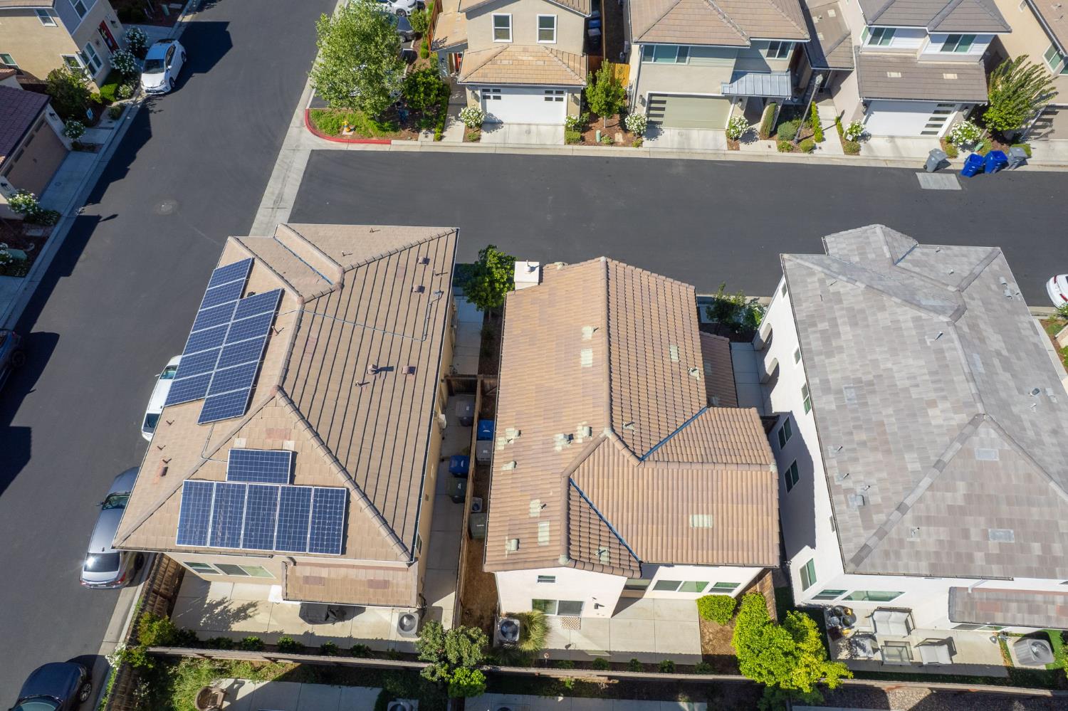 1916 Chennault Ln, Clovis, CA 93611