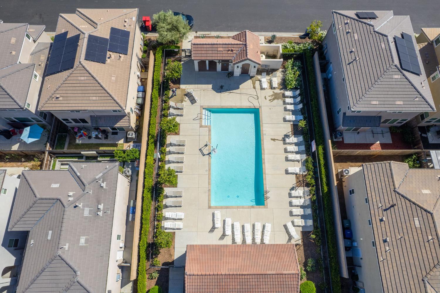 1916 Chennault Ln, Clovis, CA 93611