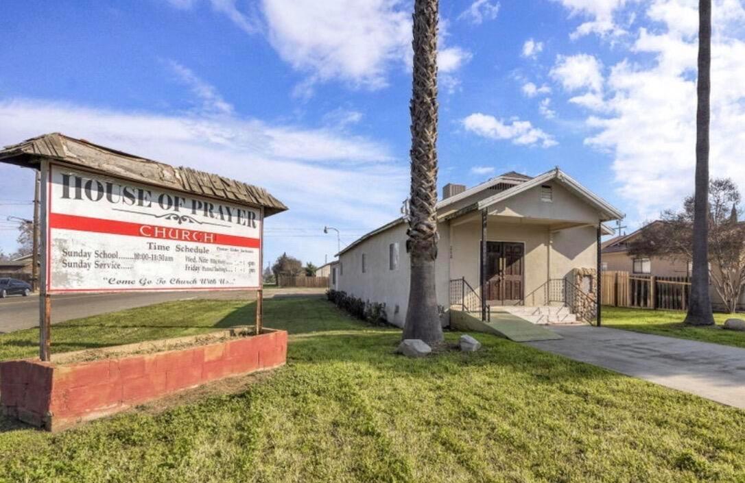 260 lod angeles N, Tulare, CA 93274