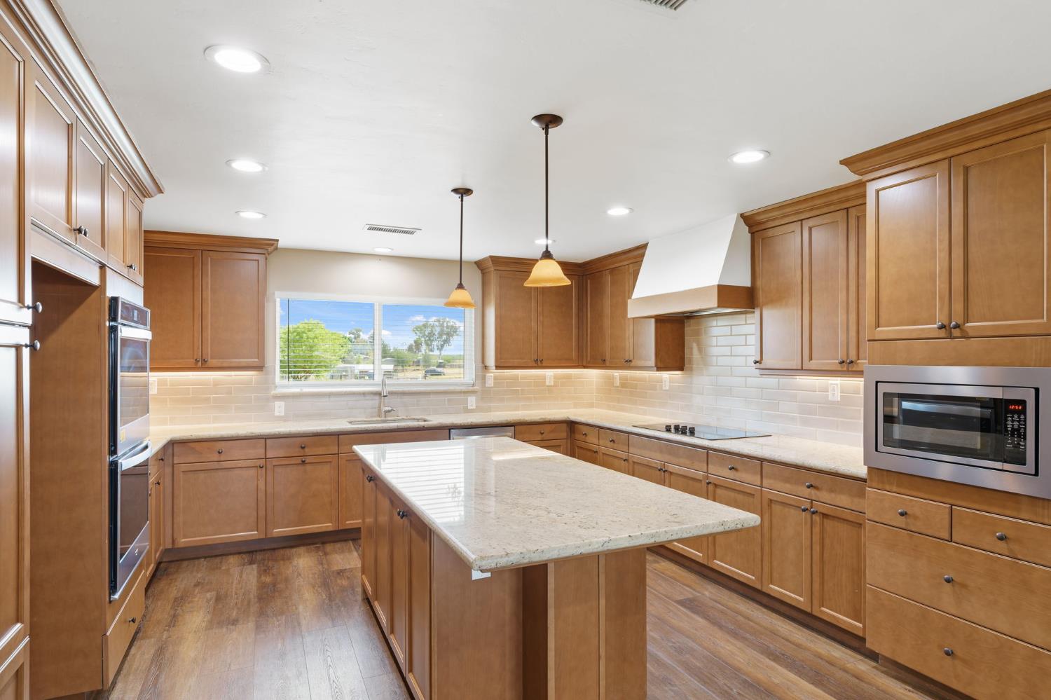 16540 Road 31, Madera, CA 93636