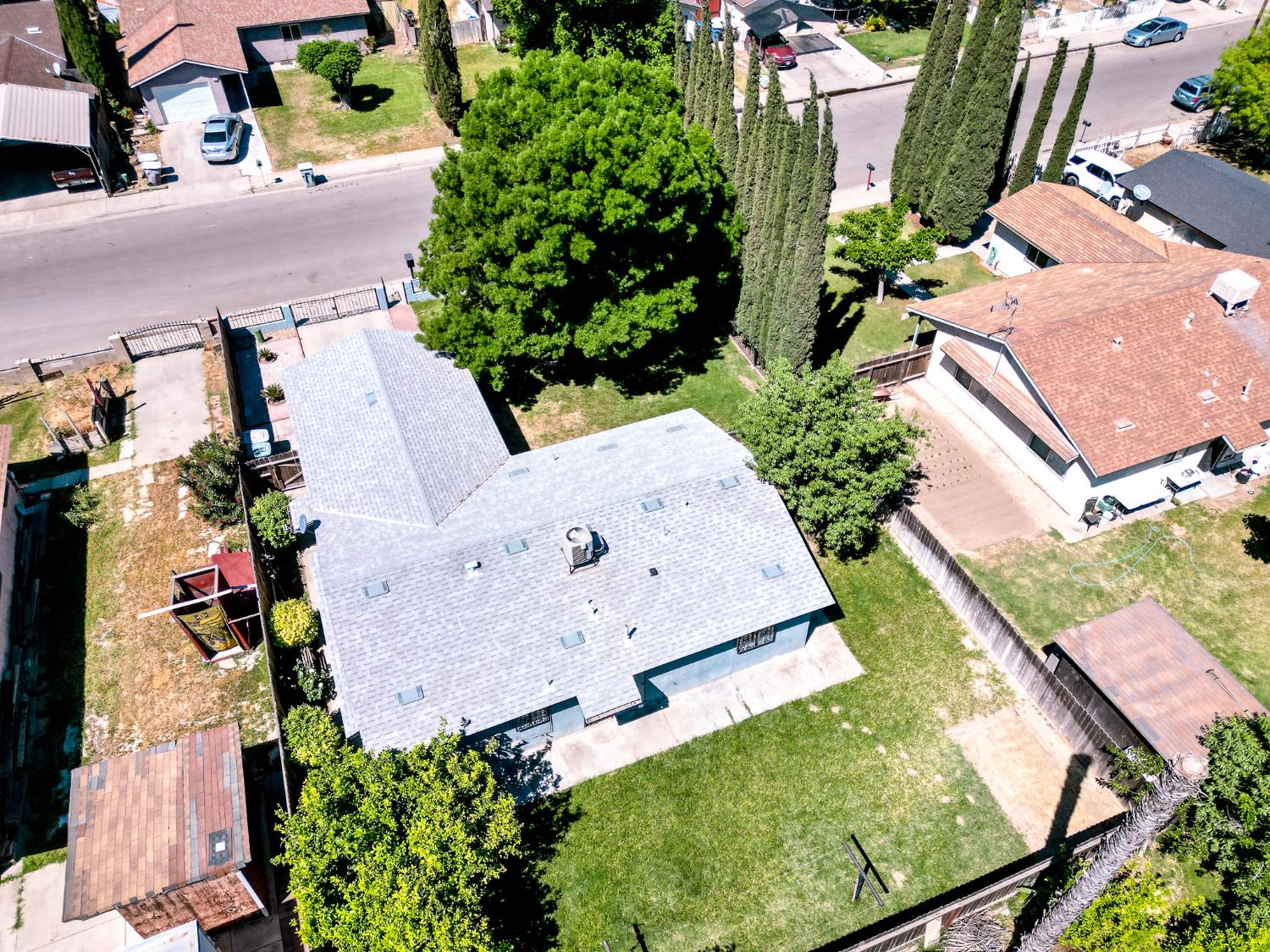 516 N Kate St, Mendota, CA 93640