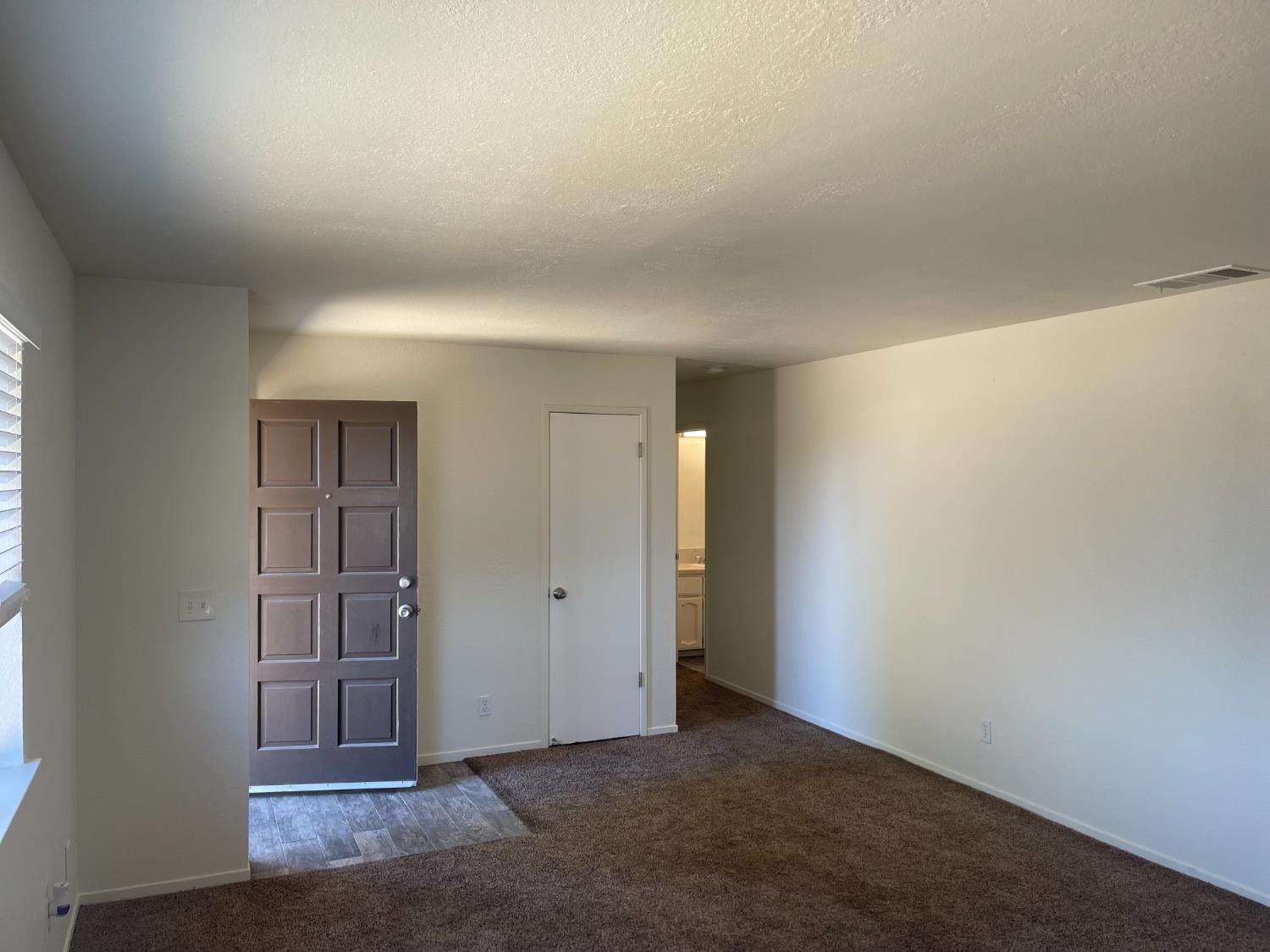 2626 W Garland Ave, Fresno, CA 93705