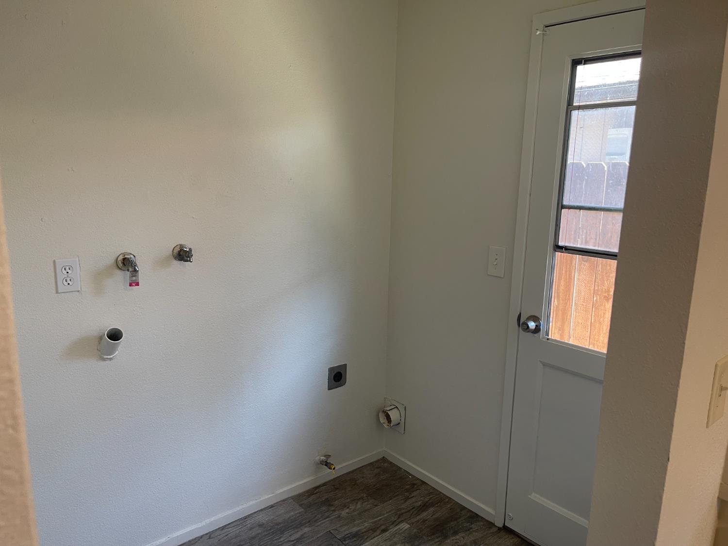 2626 W Garland Ave, Fresno, CA 93705