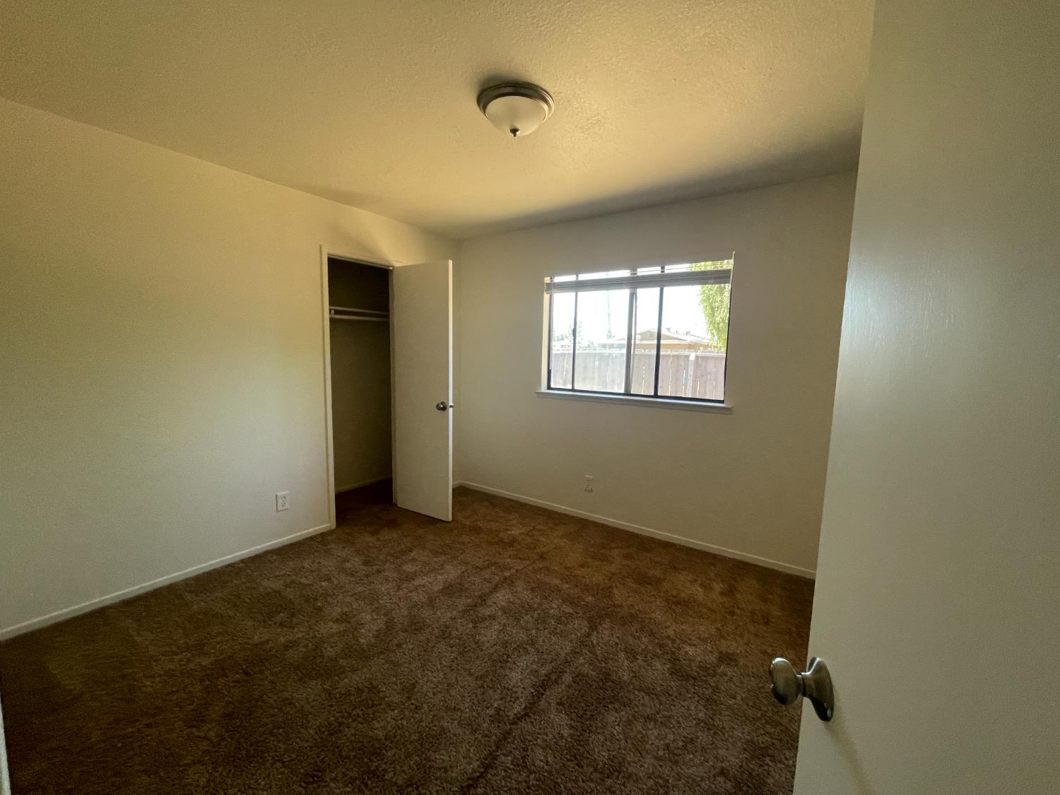 2626 W Garland Ave, Fresno, CA 93705