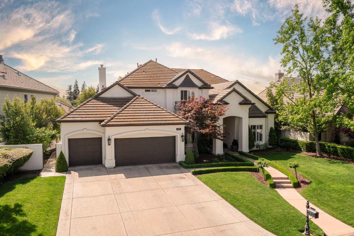 2547 W Lake Van Ness Cir, Fresno, CA 93711