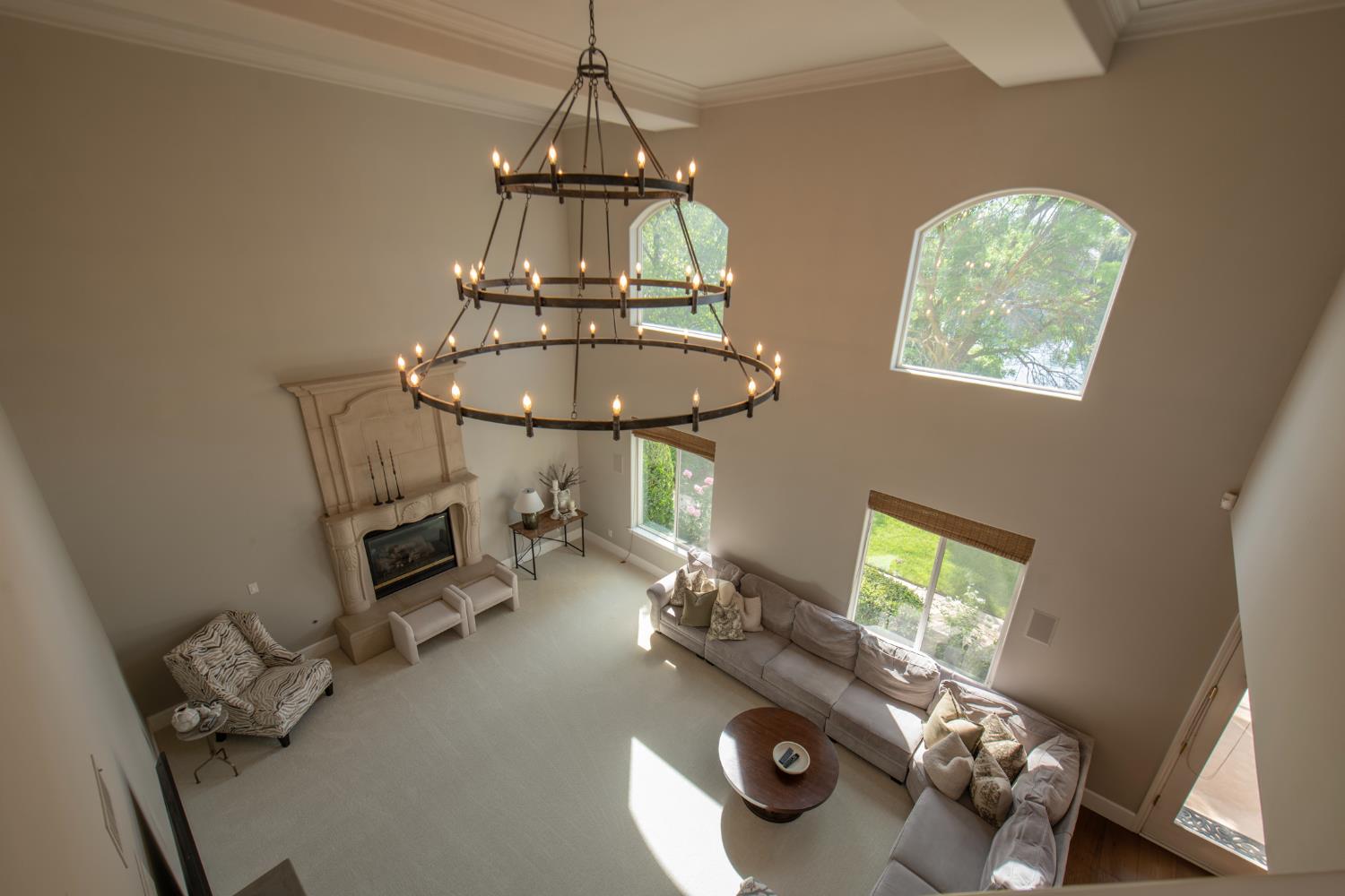 2547 W Lake Van Ness Cir, Fresno, CA 93711