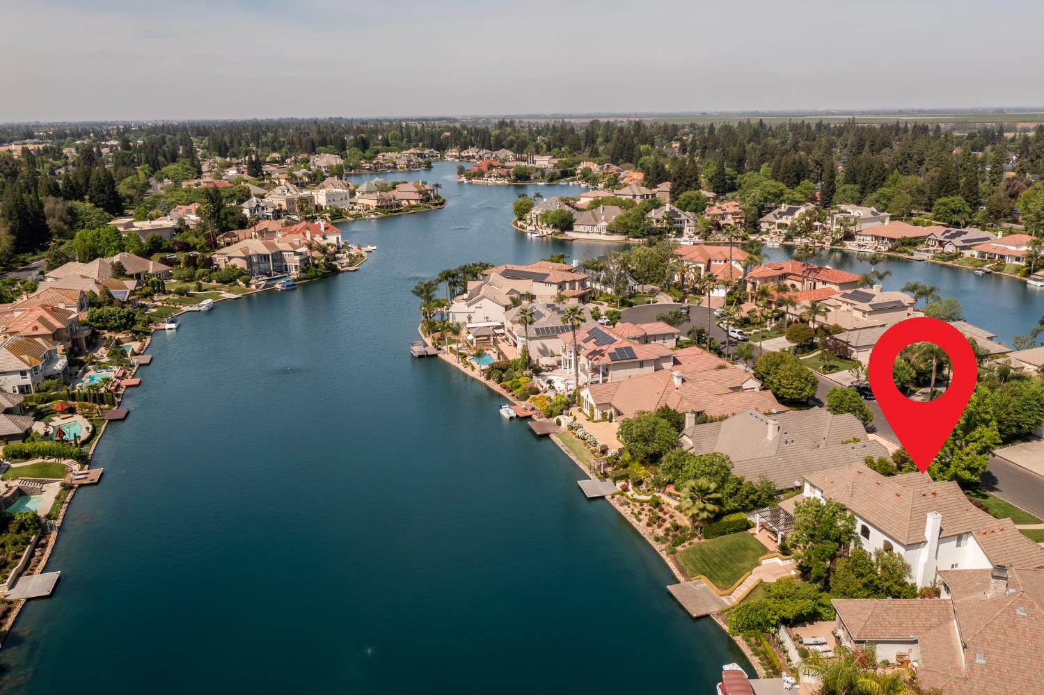 2547 W Lake Van Ness Cir, Fresno, CA 93711