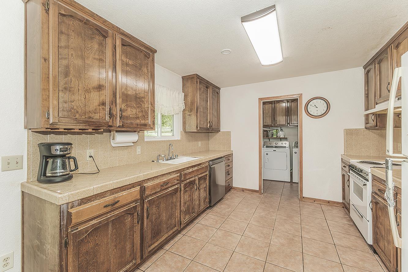 26045 Pittman Hill (Sales Crk) Rd, Clovis, CA 93619