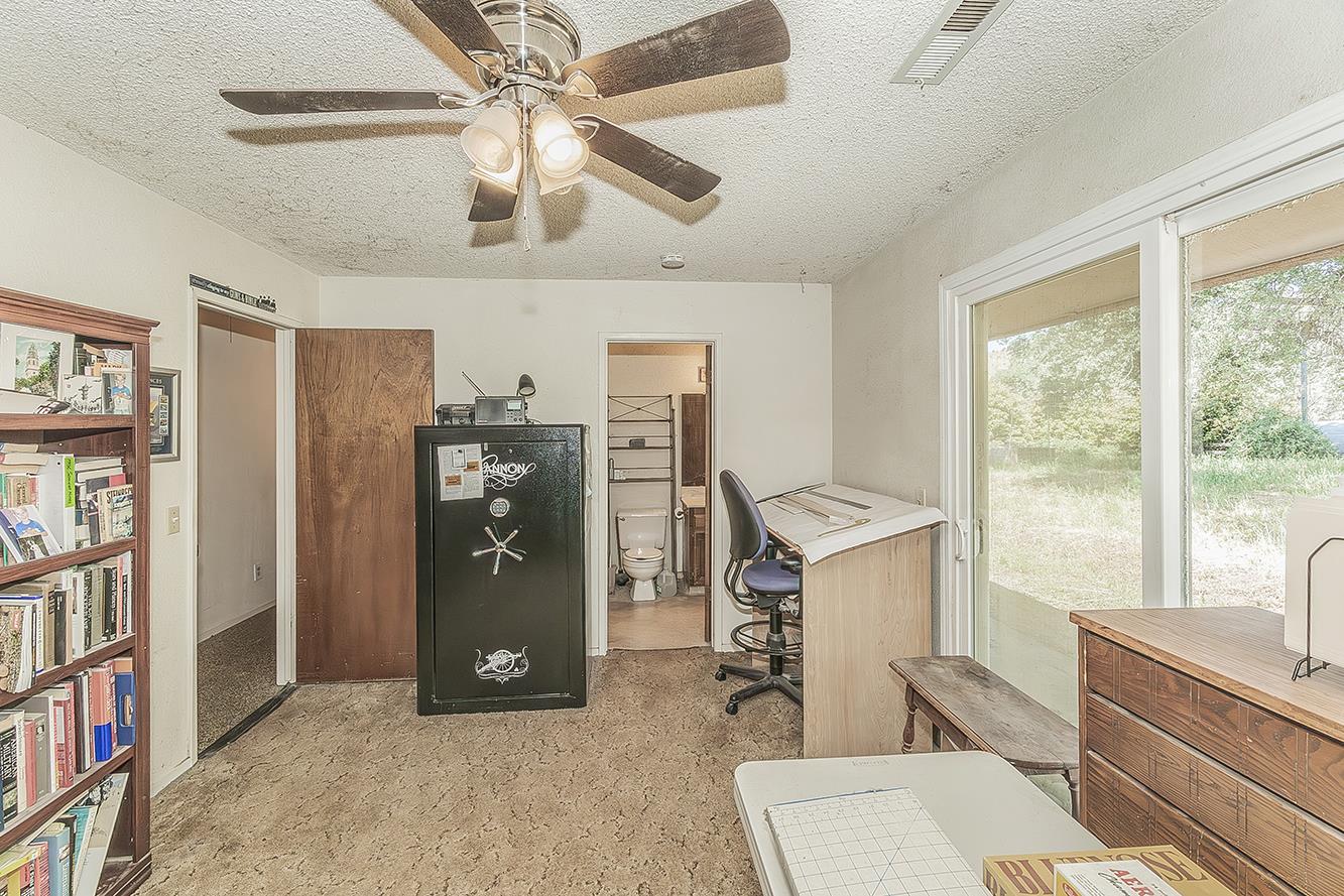 26045 Pittman Hill (Sales Crk) Rd, Clovis, CA 93619