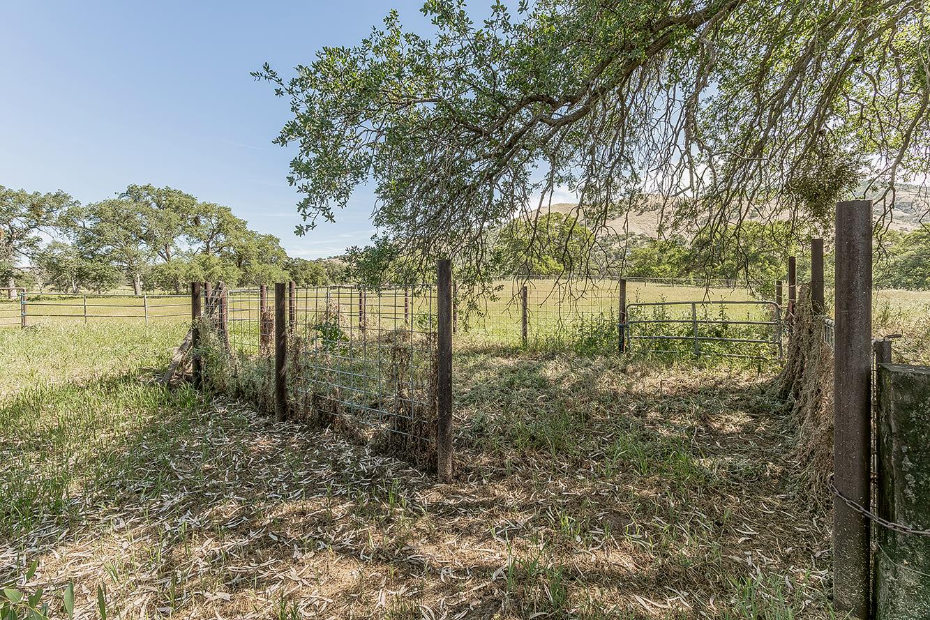 26045 Pittman Hill (Sales Crk) Rd, Clovis, CA 93619