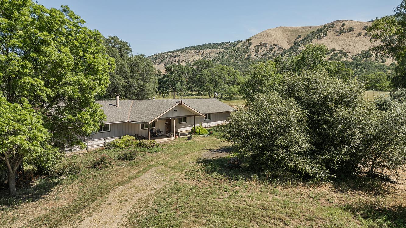 26045 Pittman Hill (Sales Crk) Rd, Clovis, CA 93619