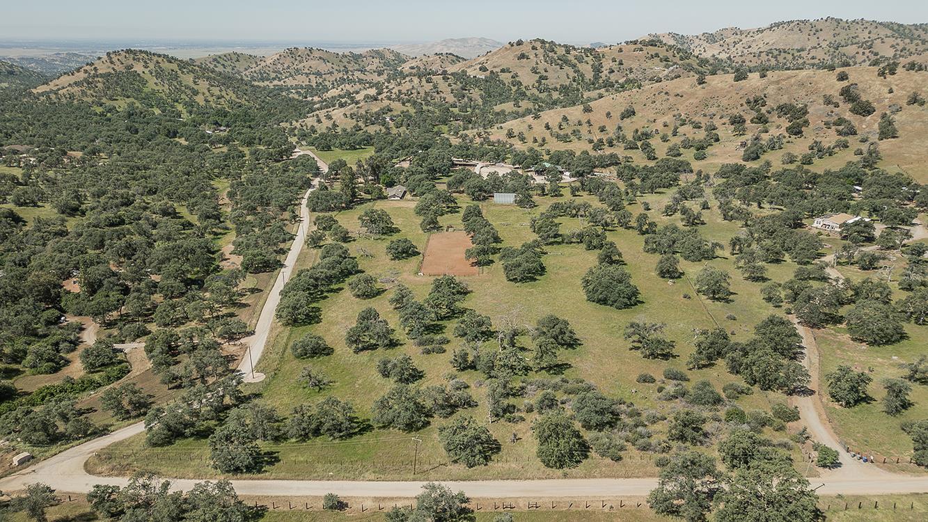 26045 Pittman Hill (Sales Crk) Rd, Clovis, CA 93619