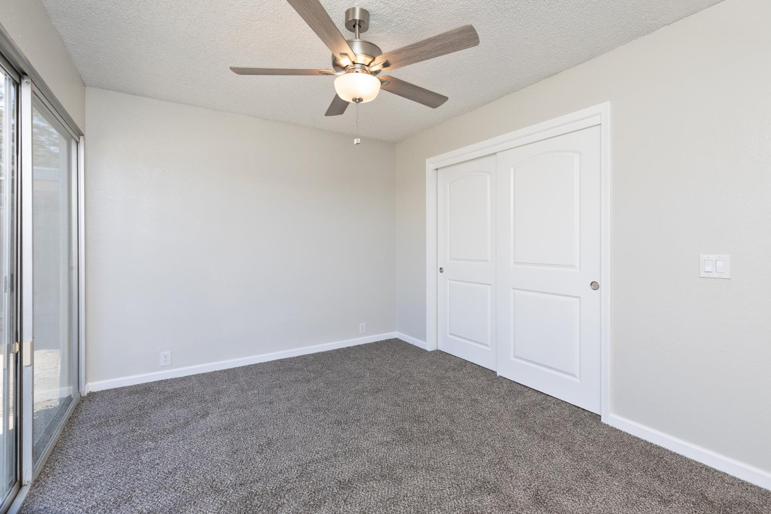 3530 E Stapp, Visalia, CA 93292