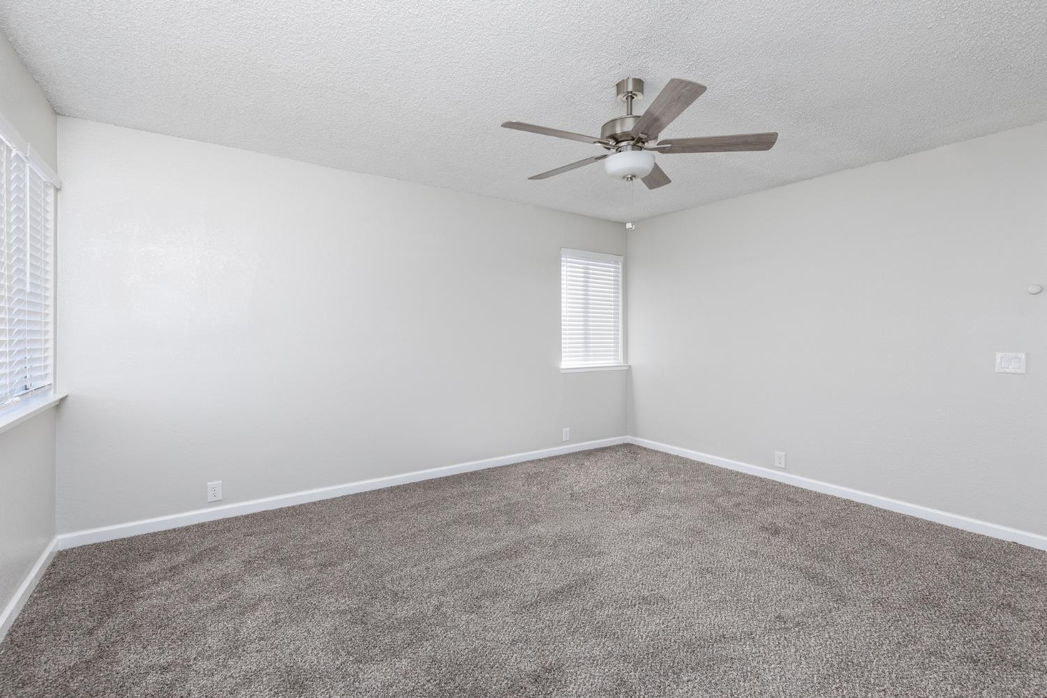 3530 E Stapp, Visalia, CA 93292