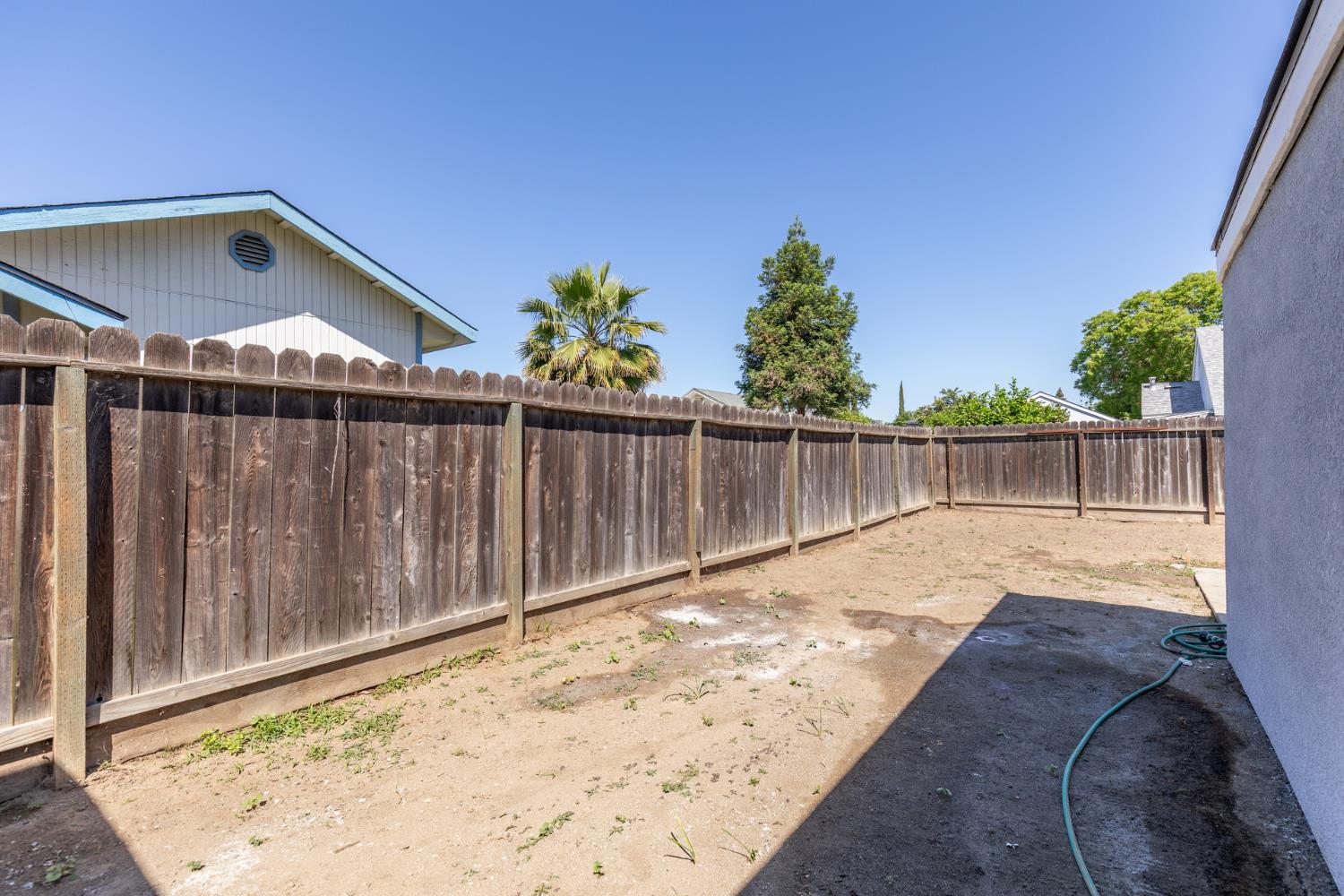 3530 E Stapp, Visalia, CA 93292