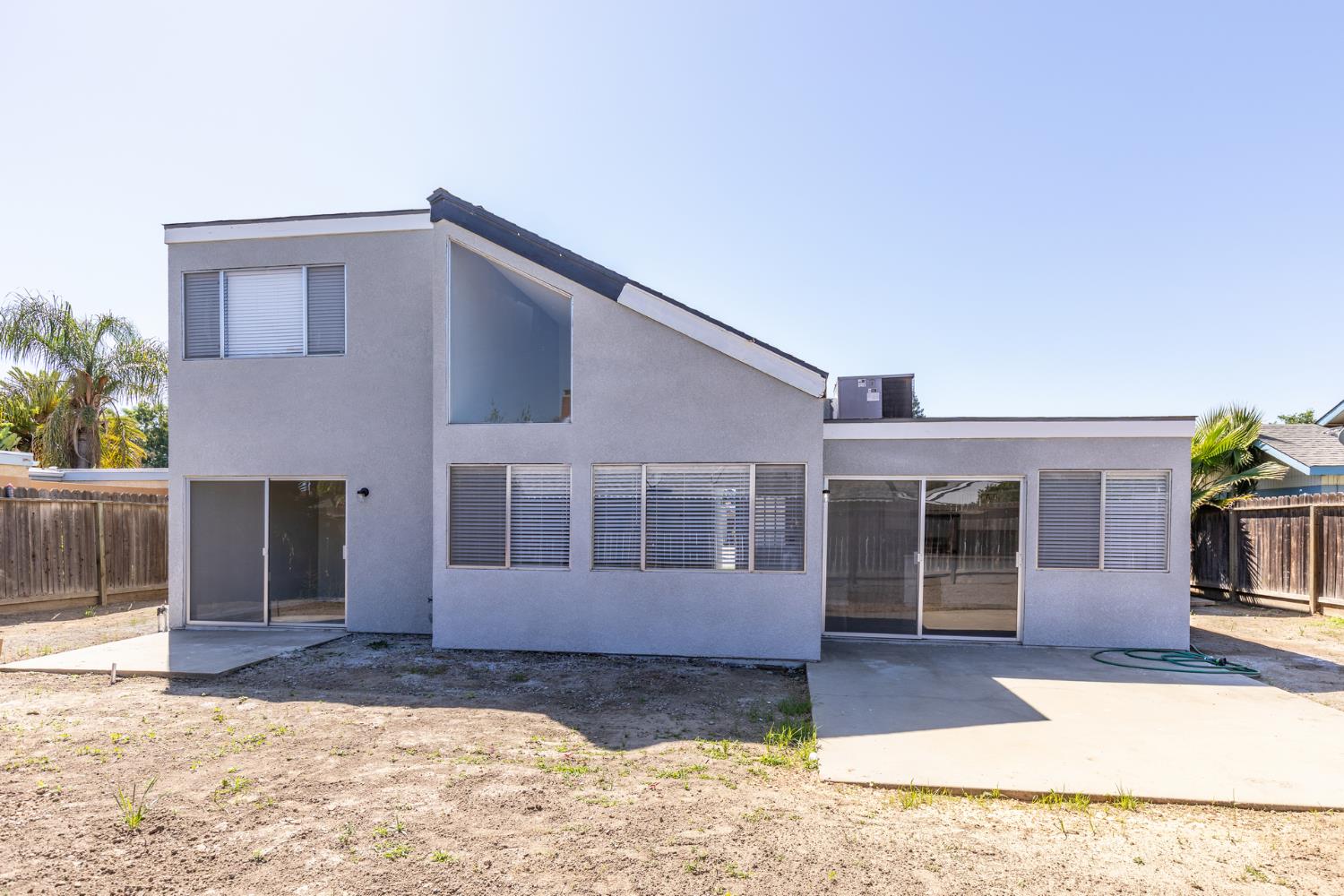 3530 E Stapp, Visalia, CA 93292