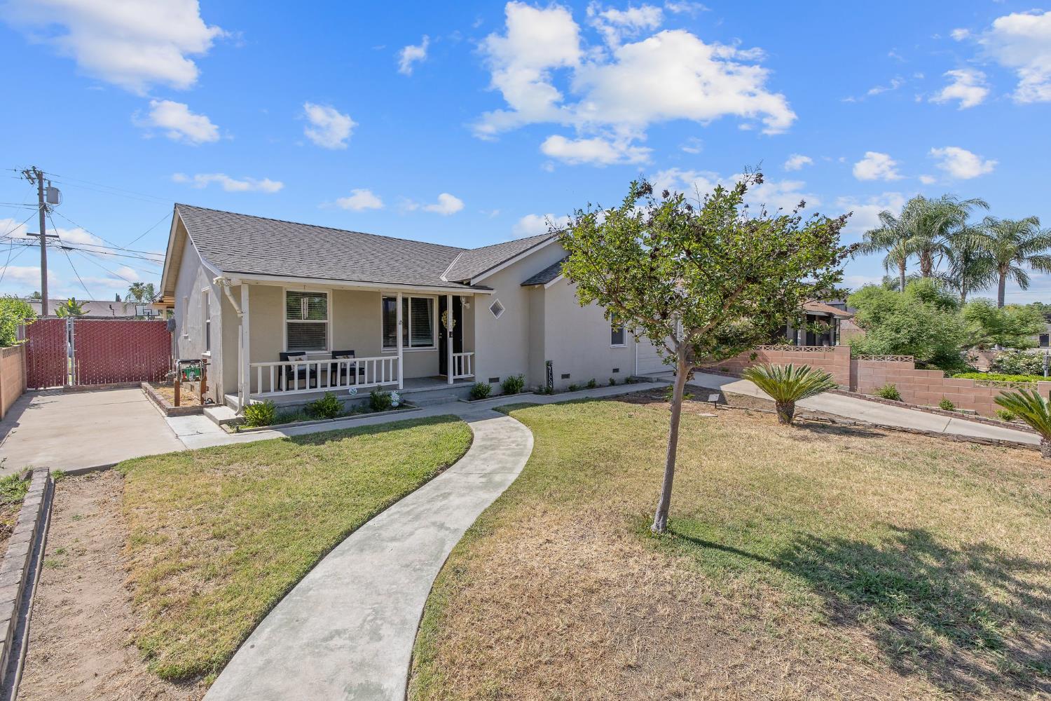 723 N Lourae Ave, Reedley, CA 93654