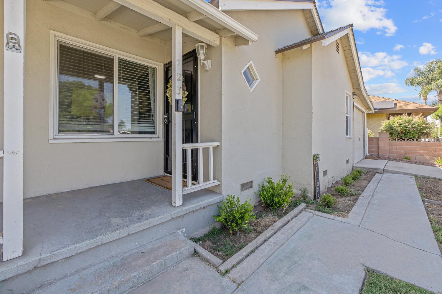 723 N Lourae Ave, Reedley, CA 93654