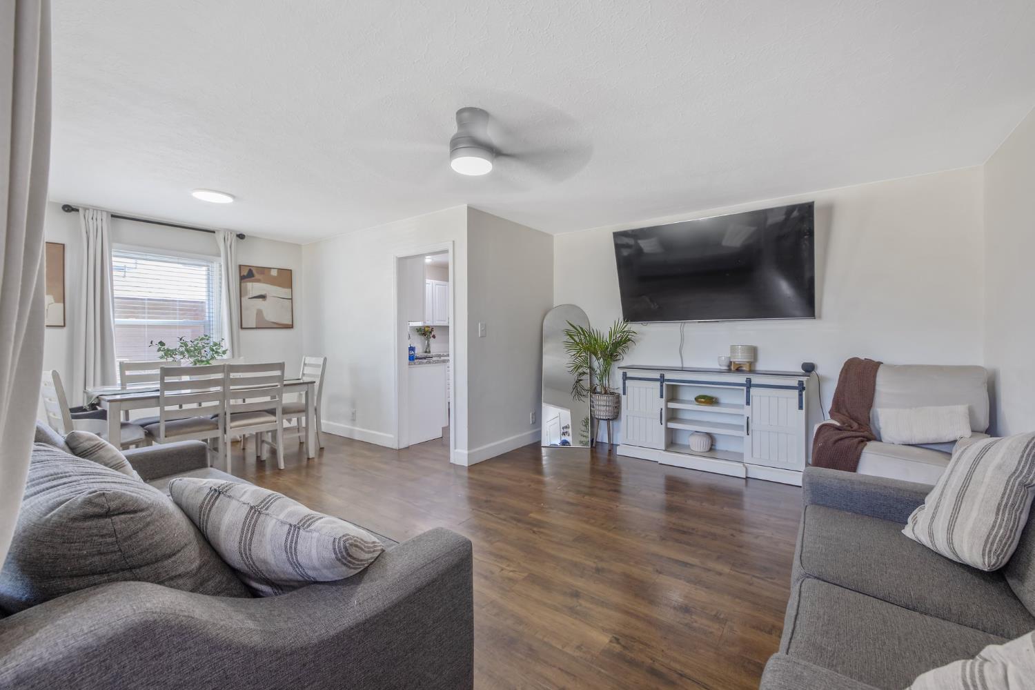 723 N Lourae Ave, Reedley, CA 93654