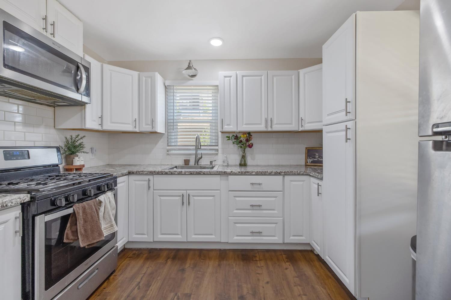 723 N Lourae Ave, Reedley, CA 93654