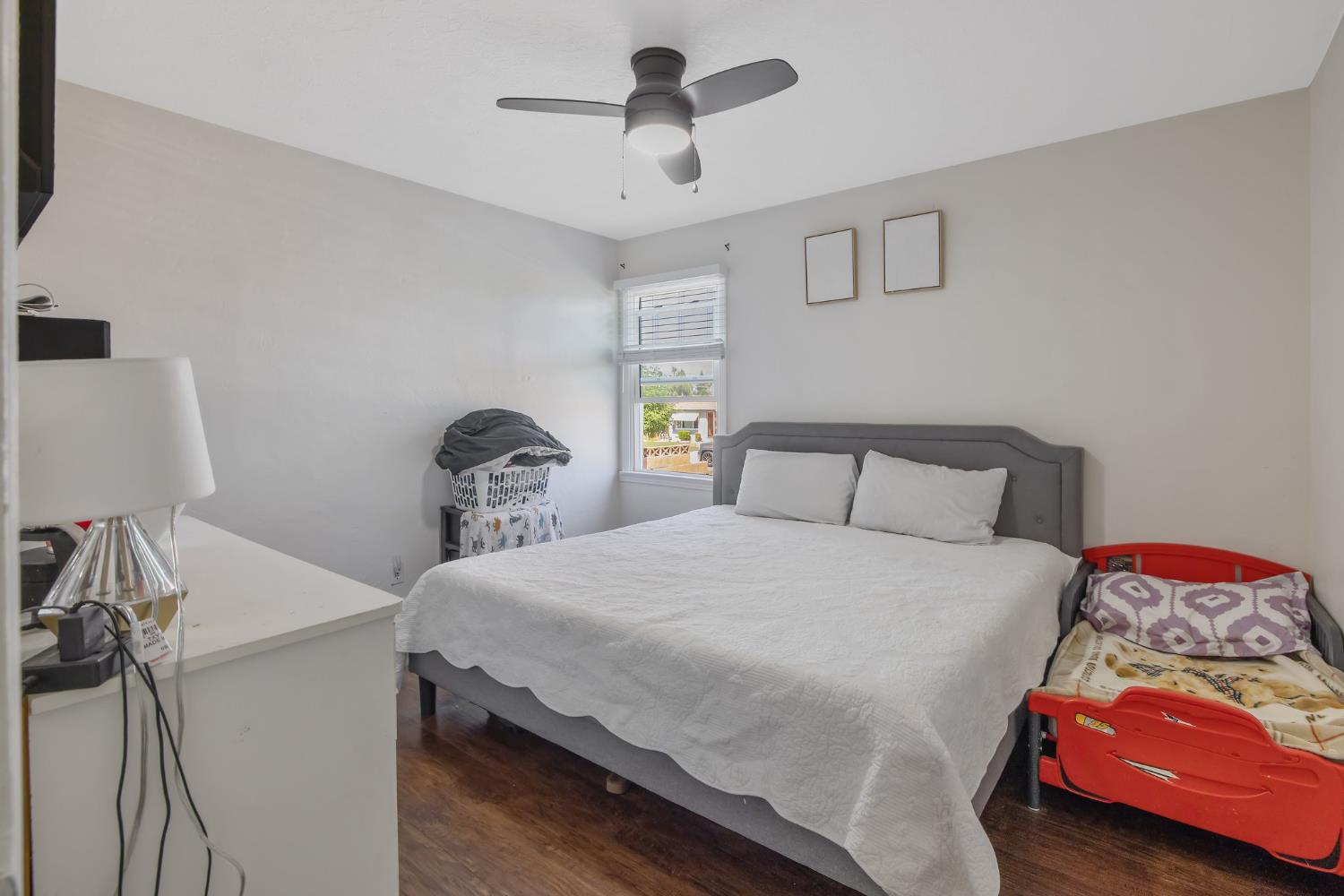 723 N Lourae Ave, Reedley, CA 93654