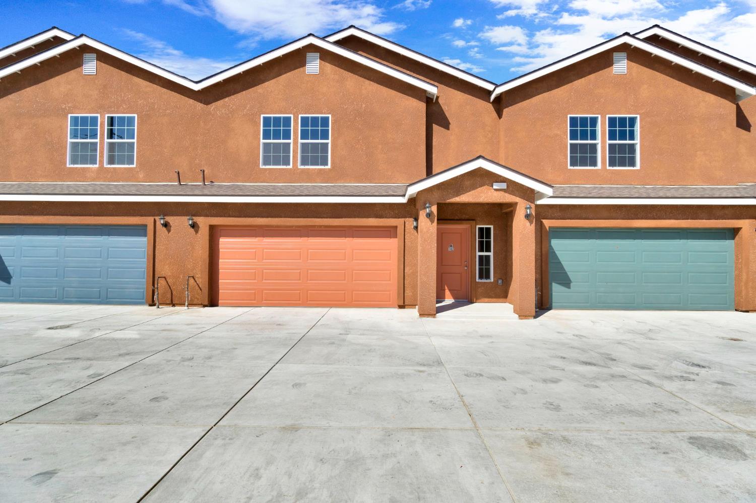 5454 W Fairmont Ave, Fresno, CA 93722