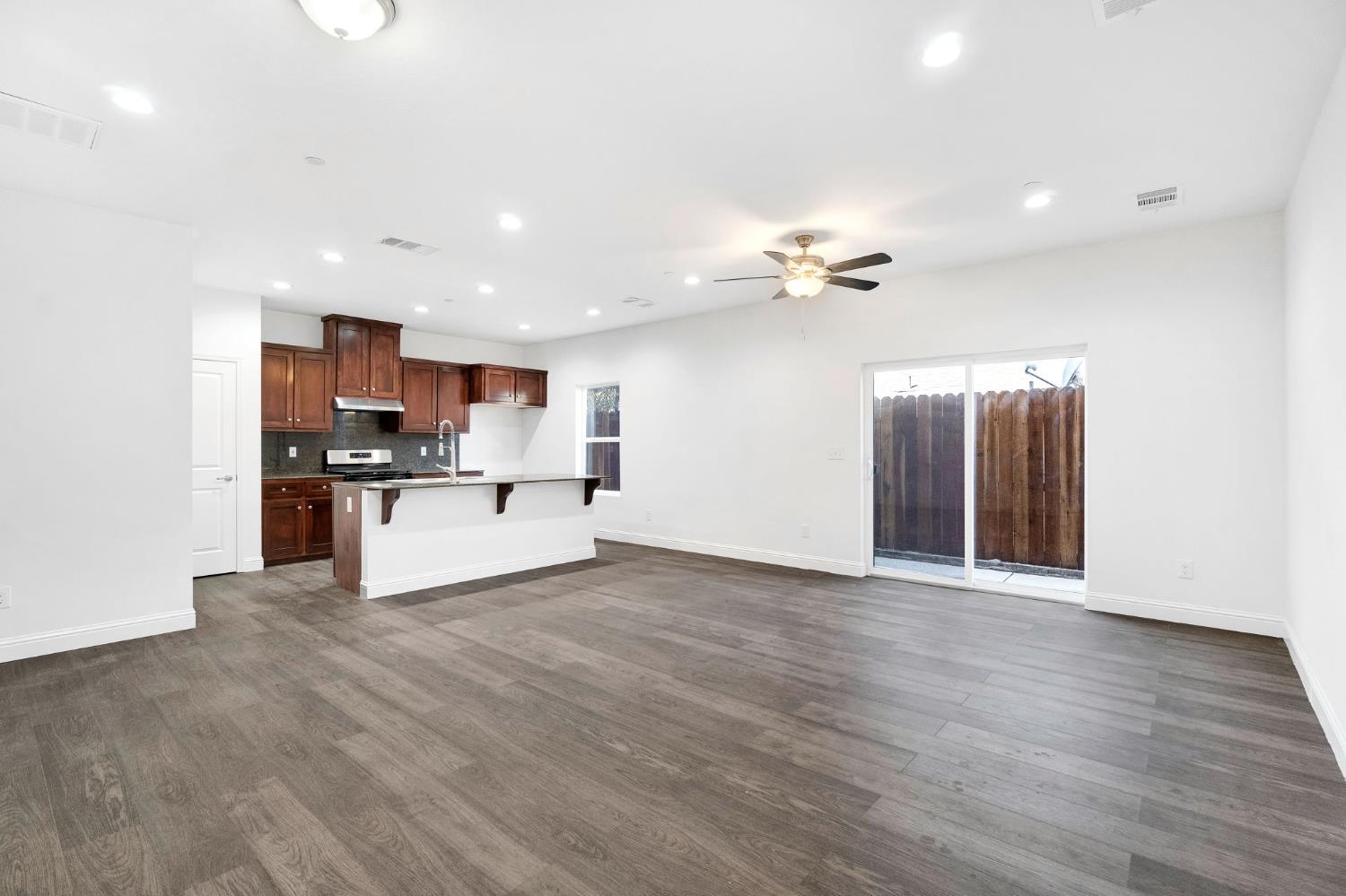 5454 W Fairmont Ave, Fresno, CA 93722