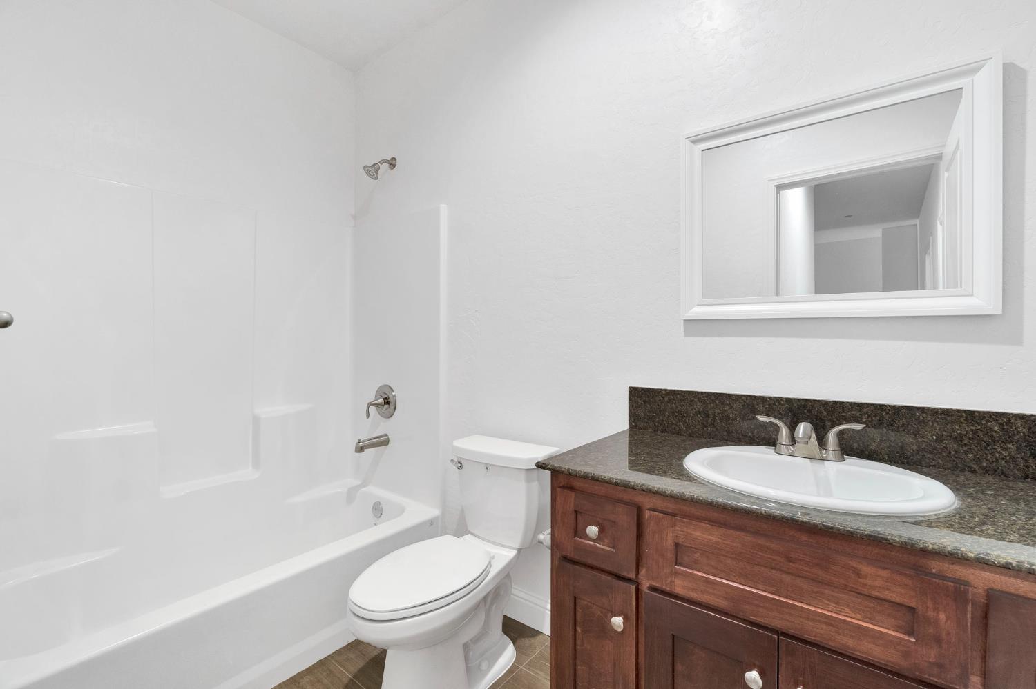 5454 W Fairmont Ave, Fresno, CA 93722