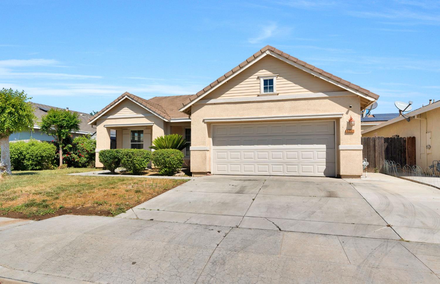 5257 E Byrd Ave, Fresno, CA 93725