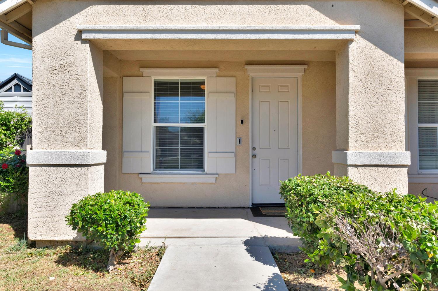 5257 E Byrd Ave, Fresno, CA 93725