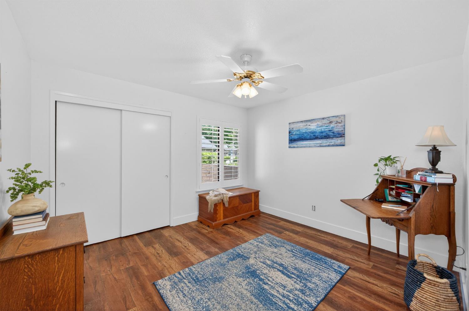 1621 Tollhouse Ln, Clovis, CA 93611