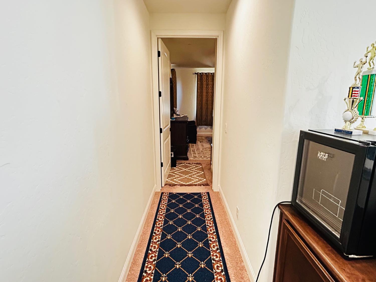 4382 N Casey Ave, Fresno, CA 93723