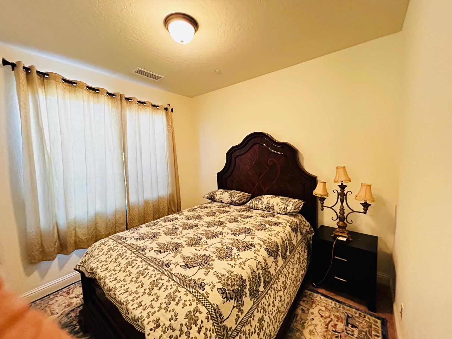 4382 N Casey Ave, Fresno, CA 93723