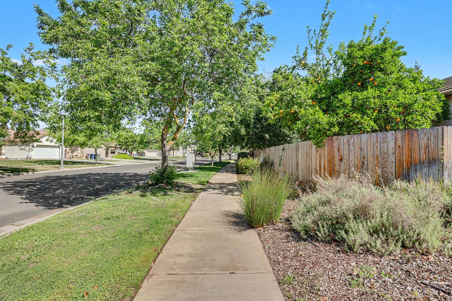 1427 Caraway, Merced, CA 95340