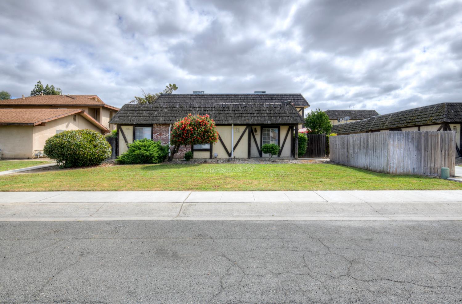 2432 S Sallee, Visalia, CA 93277