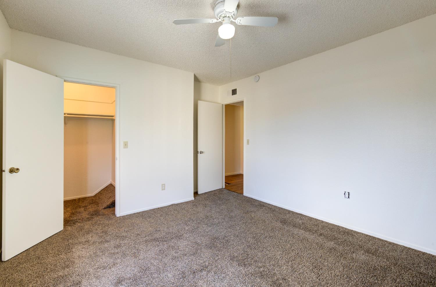 2432 S Sallee, Visalia, CA 93277