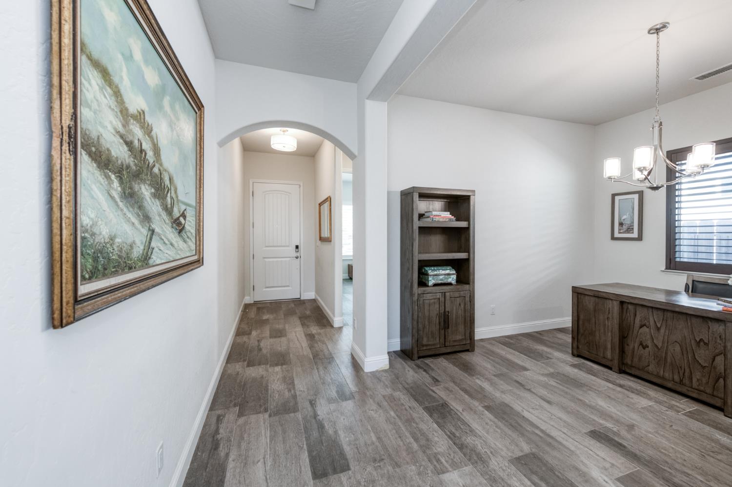 2723 Vermont Ave, Clovis, CA 93619