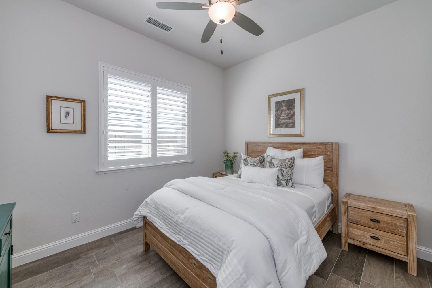 2723 Vermont Ave, Clovis, CA 93619