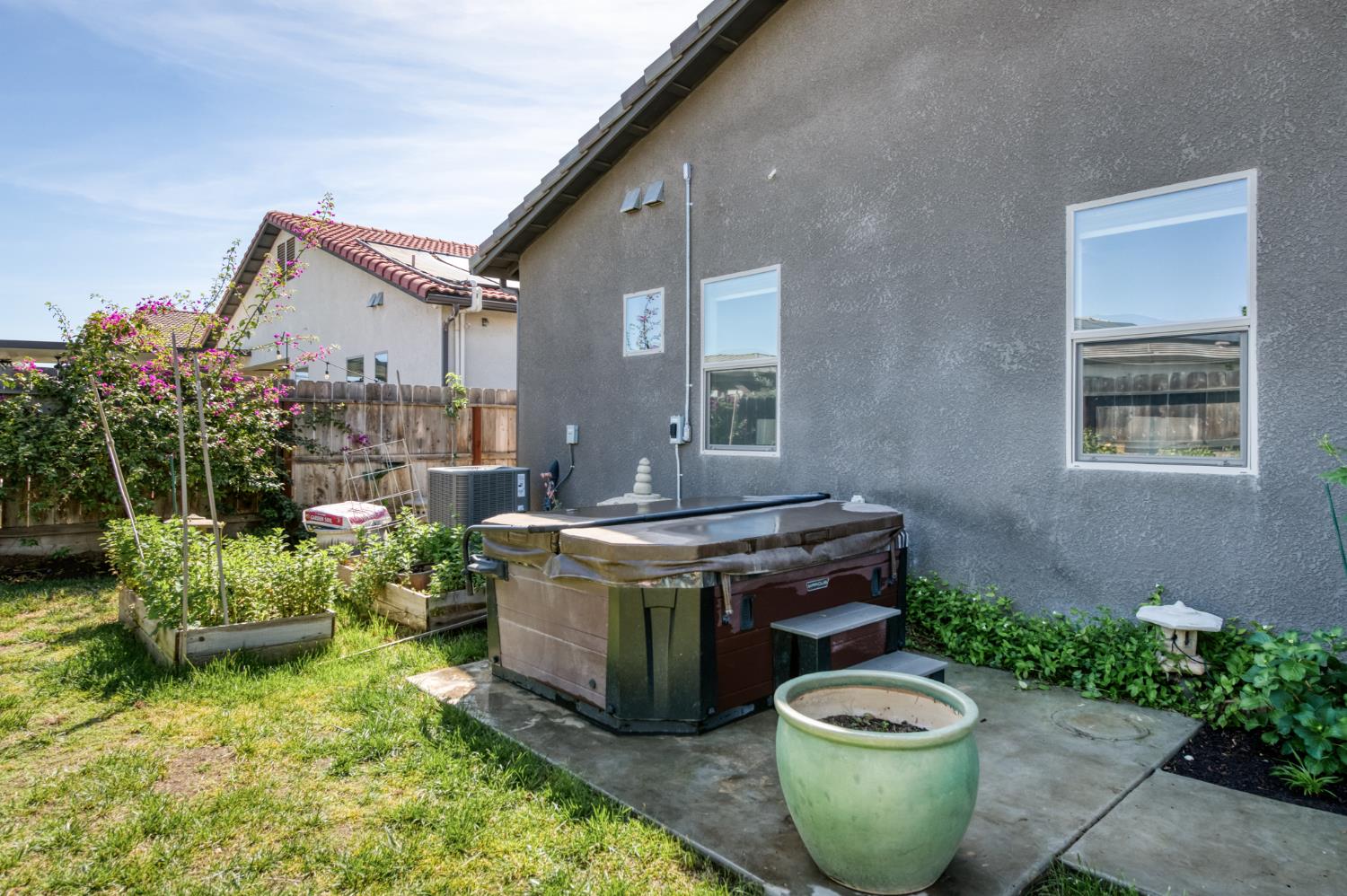 2723 Vermont Ave, Clovis, CA 93619